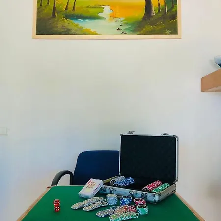 Casa Do Trevo Homestay Salir de Porto